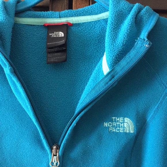 The North Face Polartec Classic Fleece Jacket - Picture 10 of 15